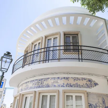 Villa In Albufeira Near Sea Beach Albufeira