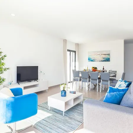 Villa In Albufeira Near Sea Beach