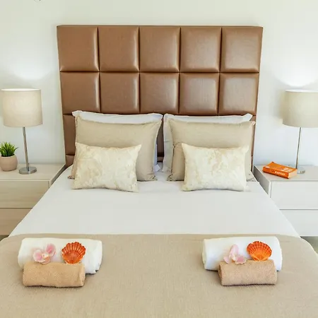 וילה Villa In Albufeira Near Sea Beach *